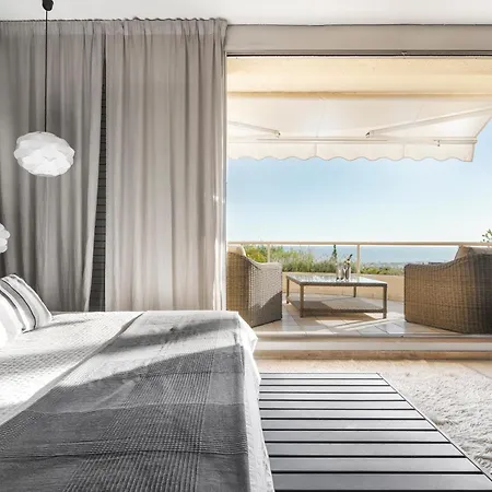 Villa 3 Bedroom With Shared Pool And Amazing Sea Views Sitges