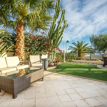 3 Bedroom With Shared Pool And Amazing Sea Views Villa