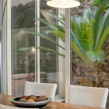 Villa 3 Bedroom With Shared Pool And Amazing Sea Views Sitges